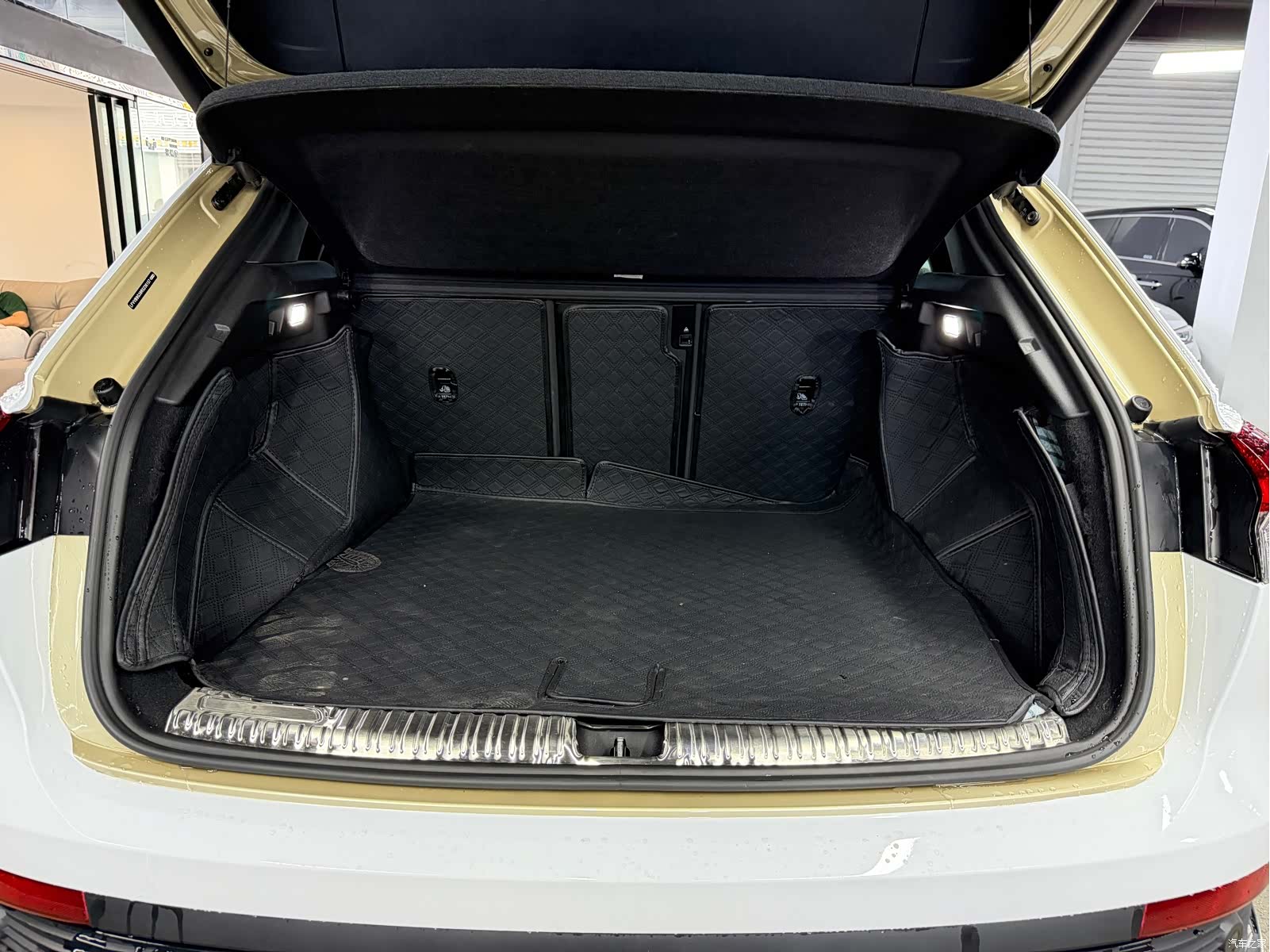 Audi Q4 e-tron, 2024 22
