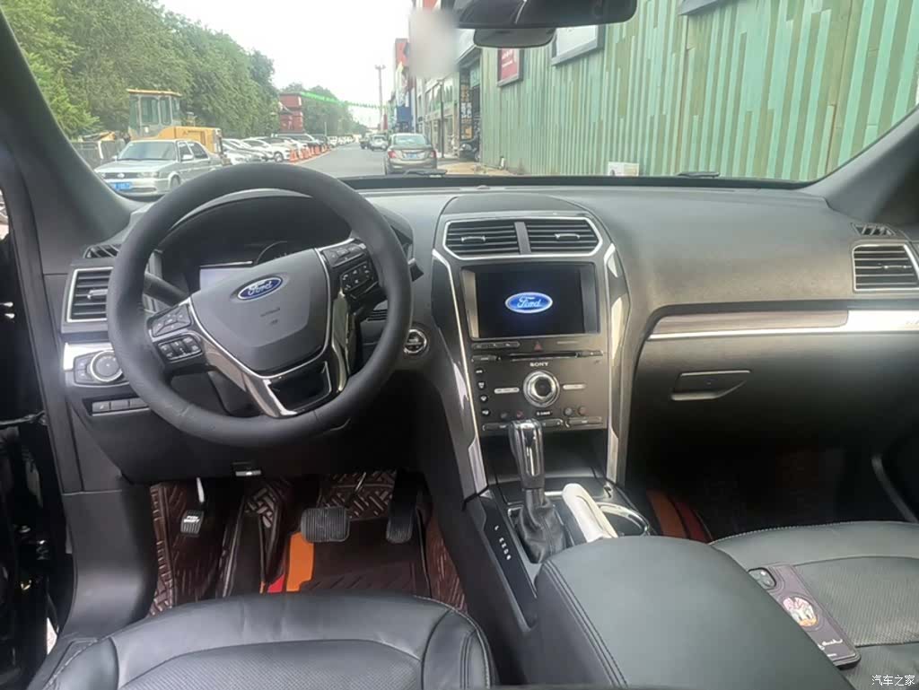 Ford Explorer, 2017 8