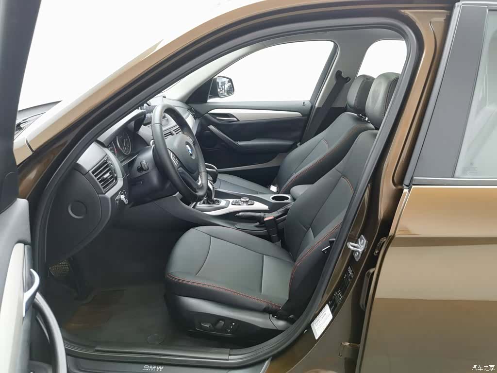 BMW X1, 2015 10