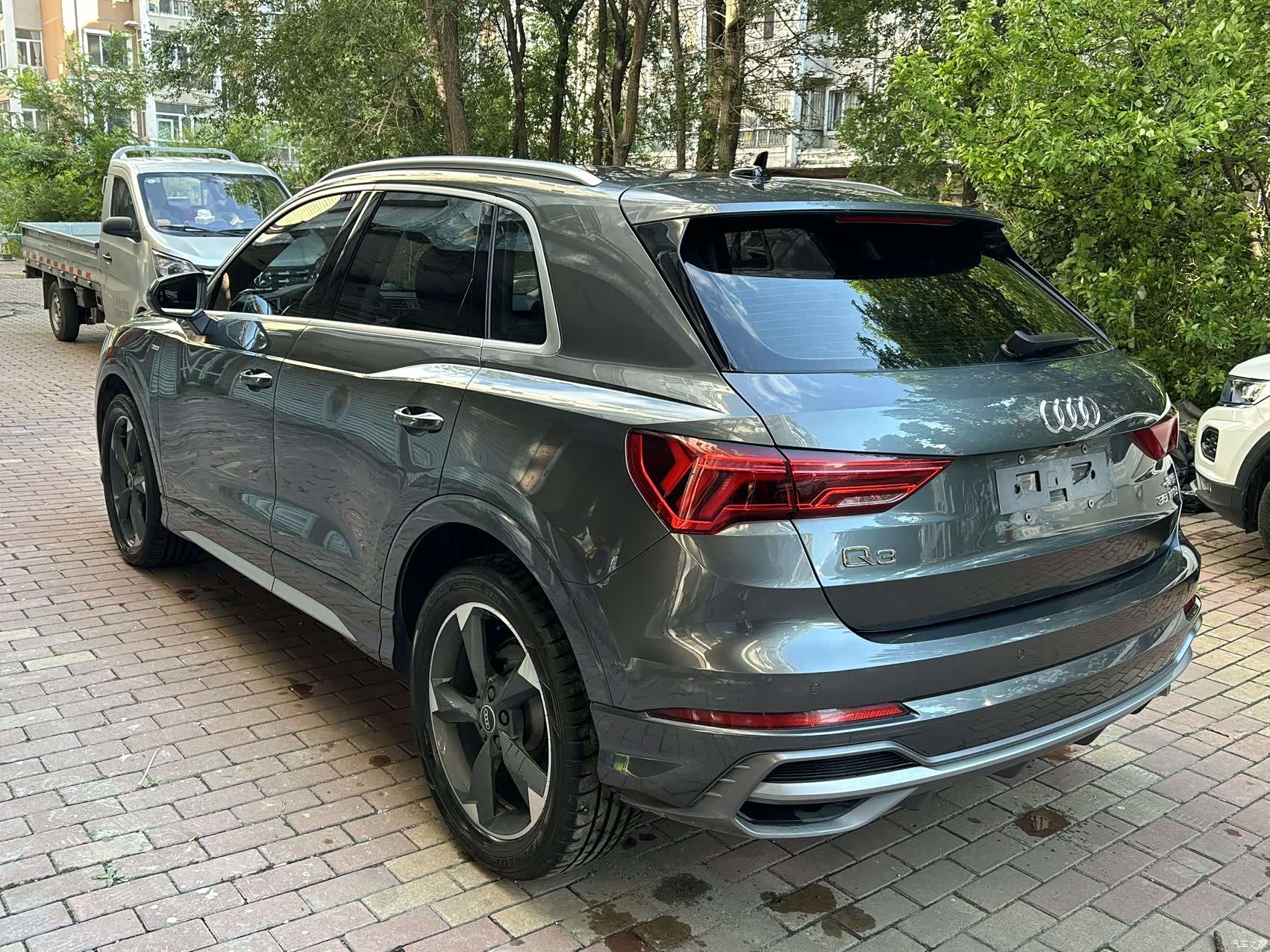 Audi Q3, 2023 3