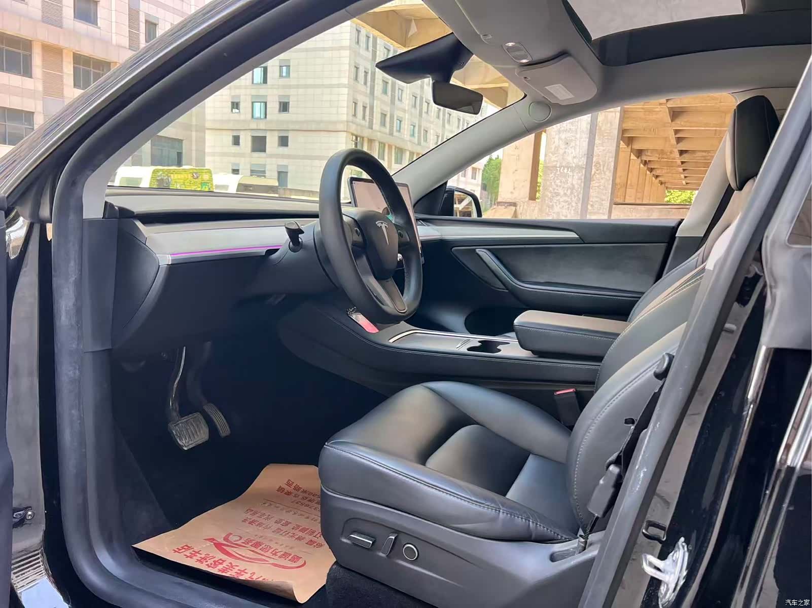 Tesla Model Y, 2024 4