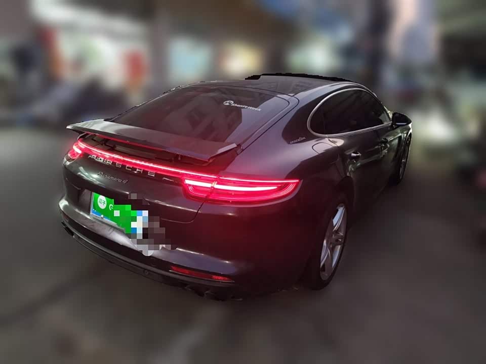 Porsche Panamera