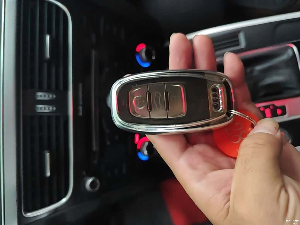 Audi A4L, 2016 9