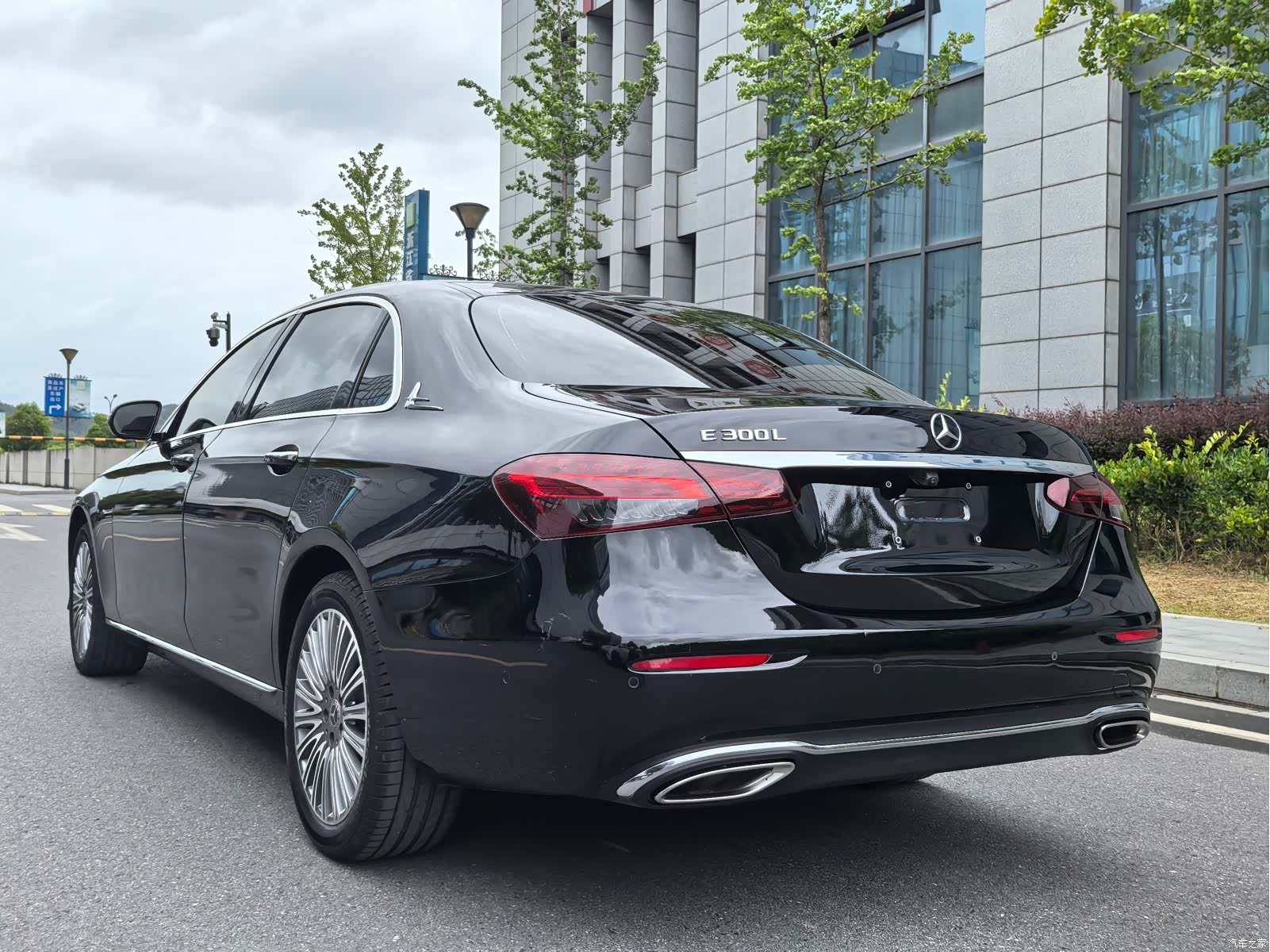 Mercedes-Benz E-Class, 2020 16