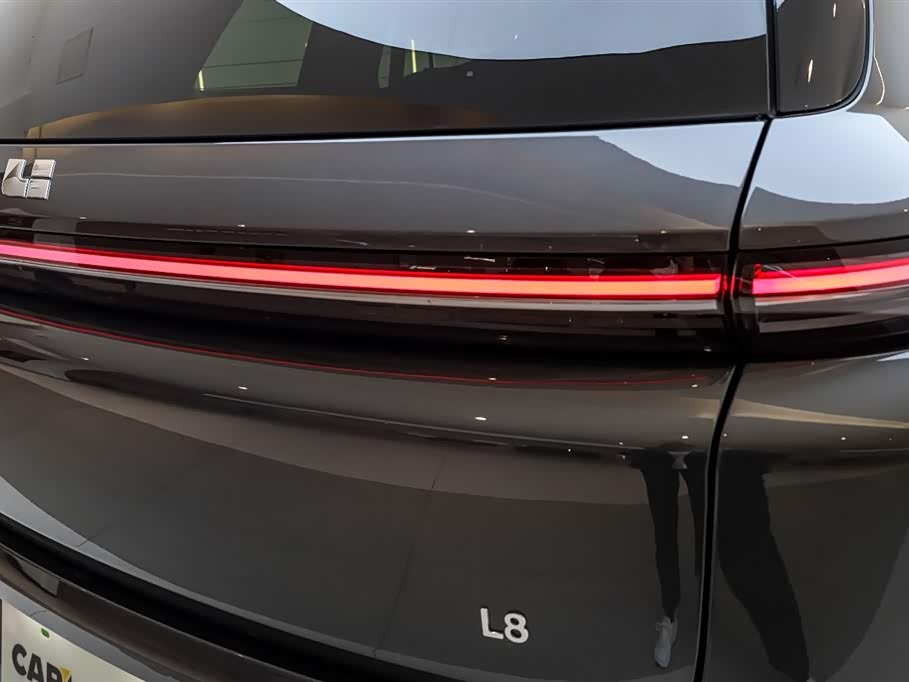 Li Auto Ideal L8