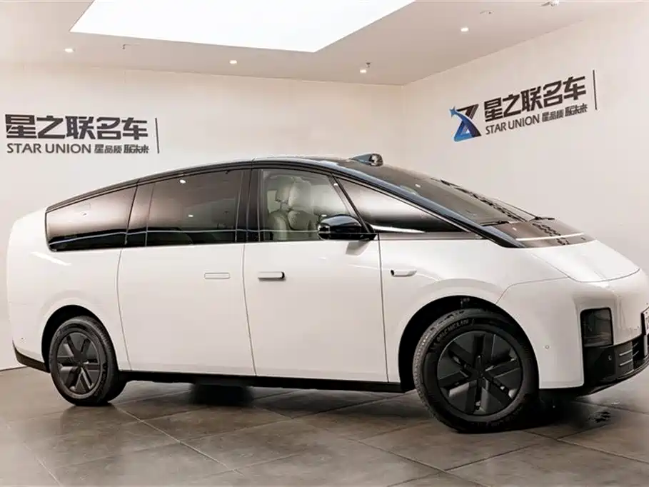 Li Auto Ideal MEGA