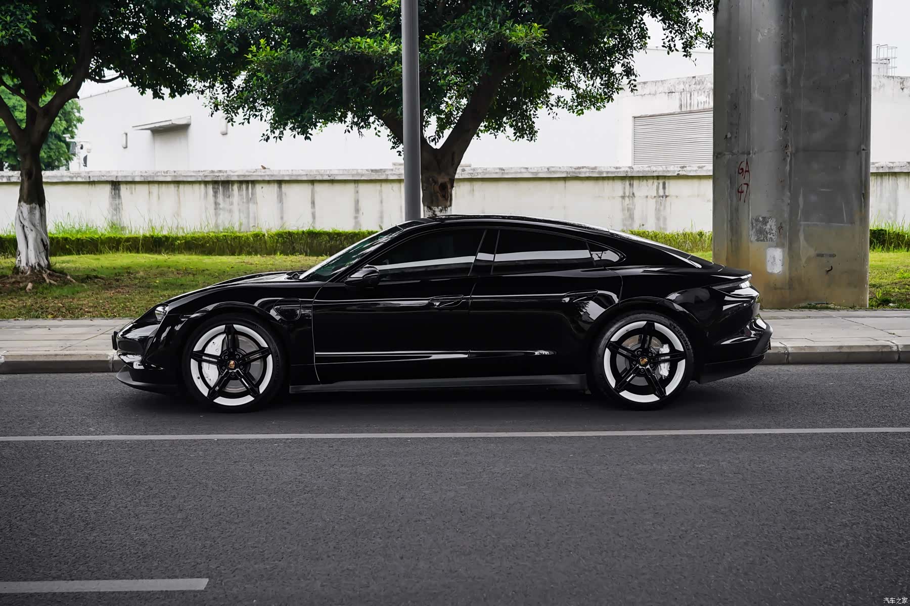 Porsche Taycan, 2020 2