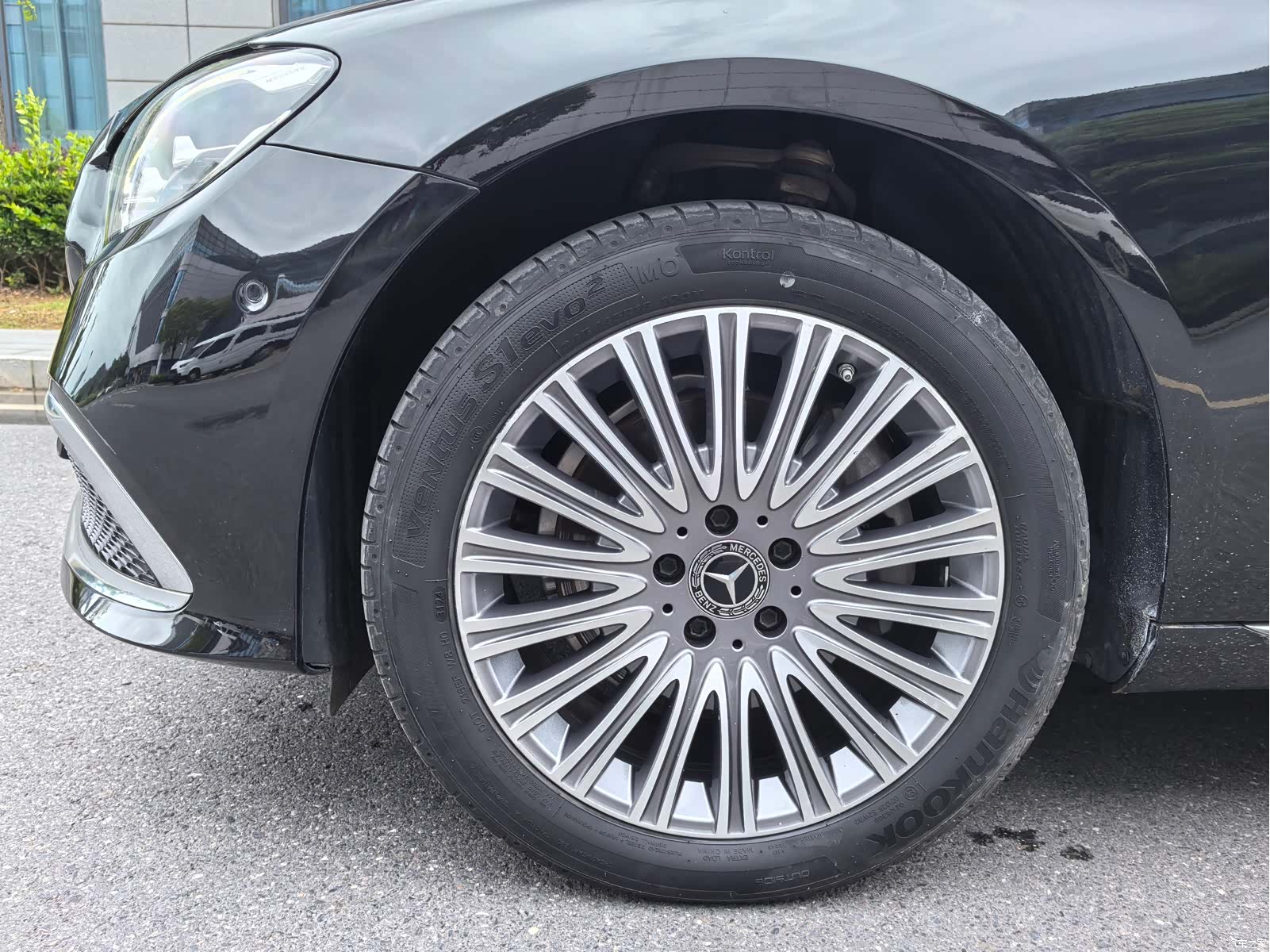 Mercedes-Benz E-Class, 2020 4