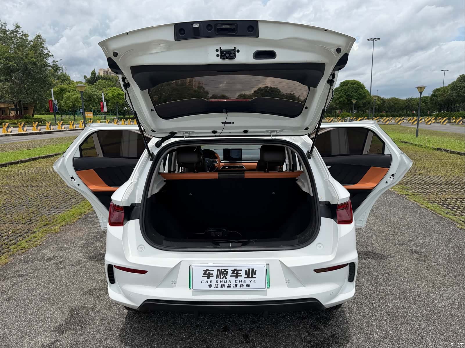 BYD E2, 2021 26