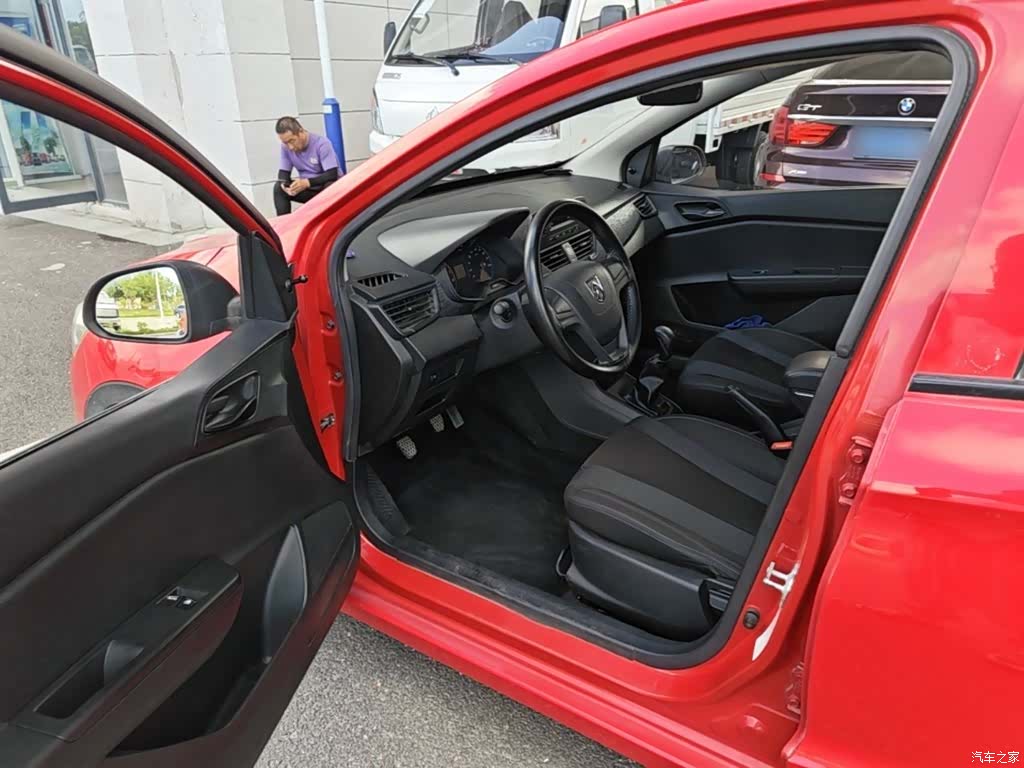 Wuling 310, 2016 16