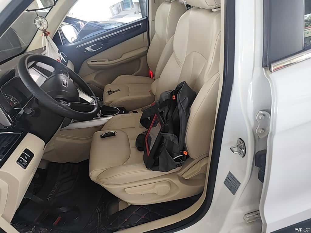 Zotye X5, 2017 15
