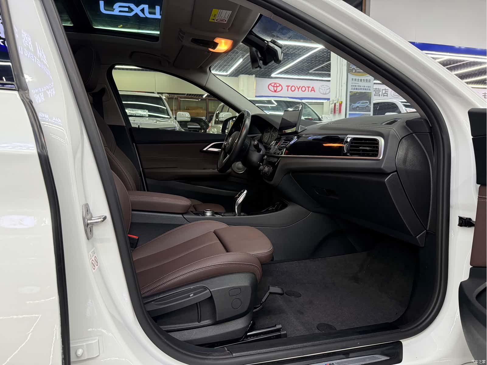 BMW 1 Series, 2023 12