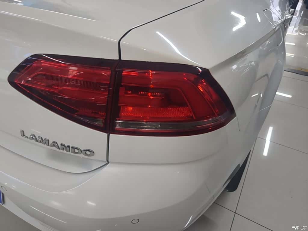 Volkswagen Lamando, 2017 8