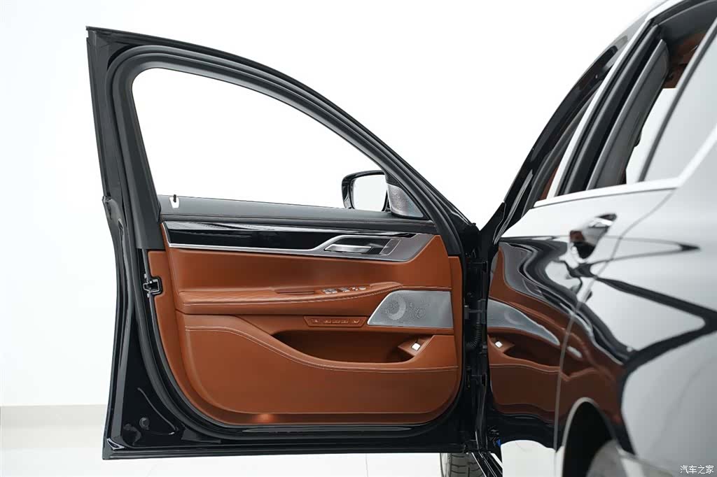 BMW 7 Series, 2019 24