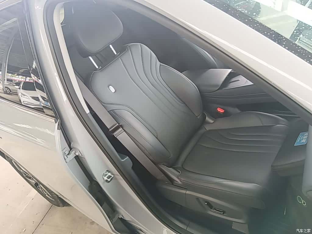 Geely Galaxy E5, 2024 25