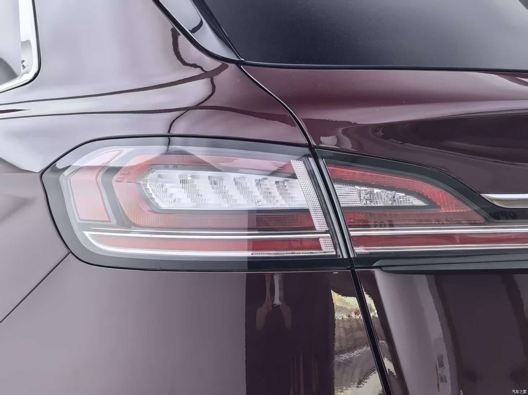 Lincoln Nautilus, 2019 24