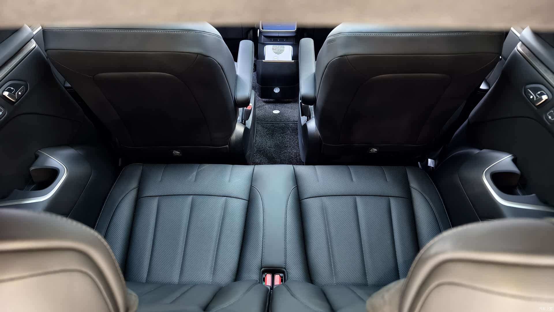 NIO L90, 2025 13