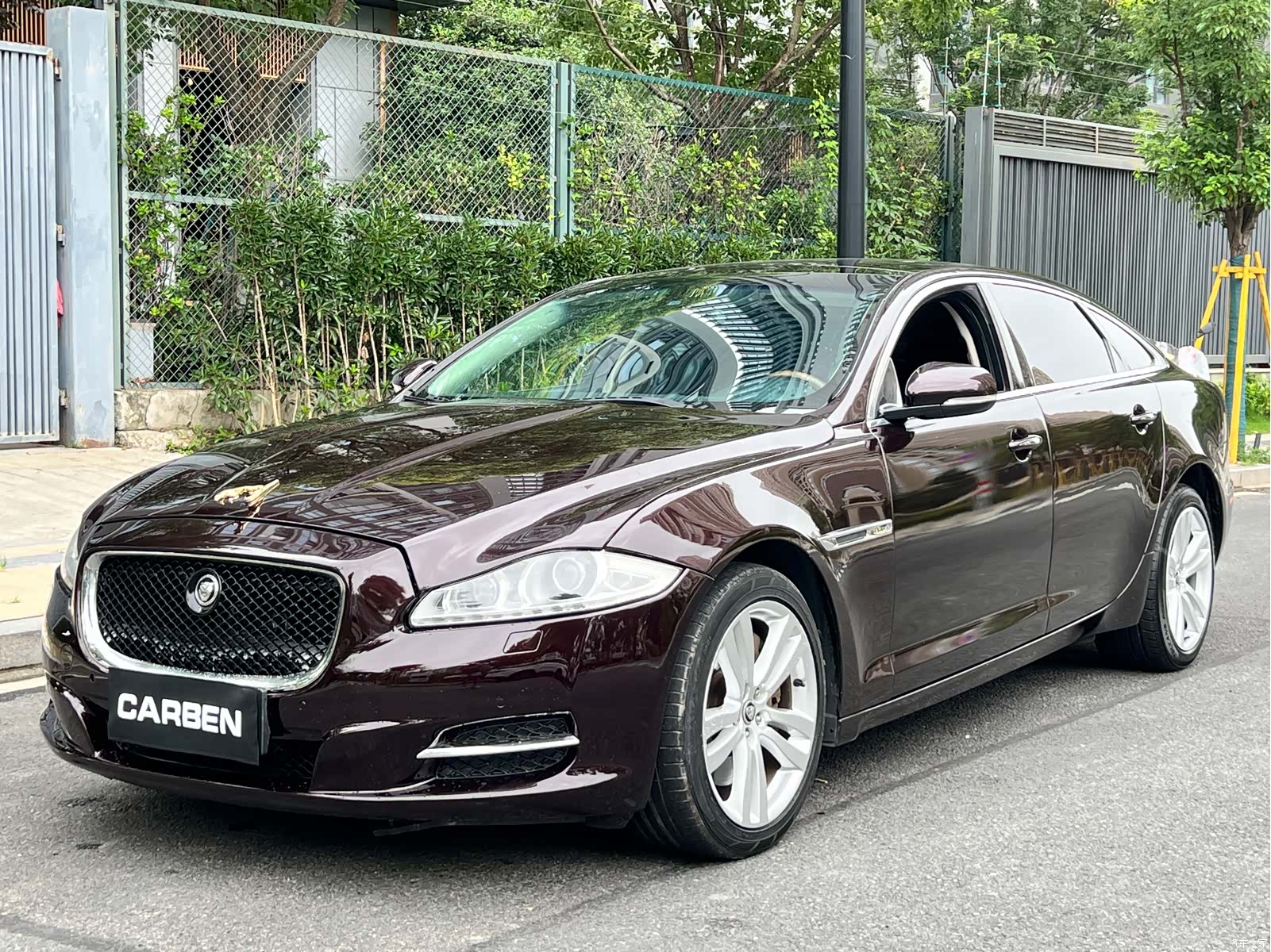 Jaguar XJ, 2012 1