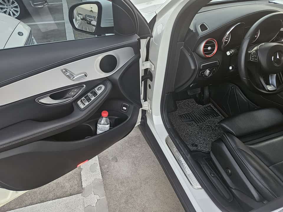 Mercedes-Benz GLC Mercedes-Benz GLC