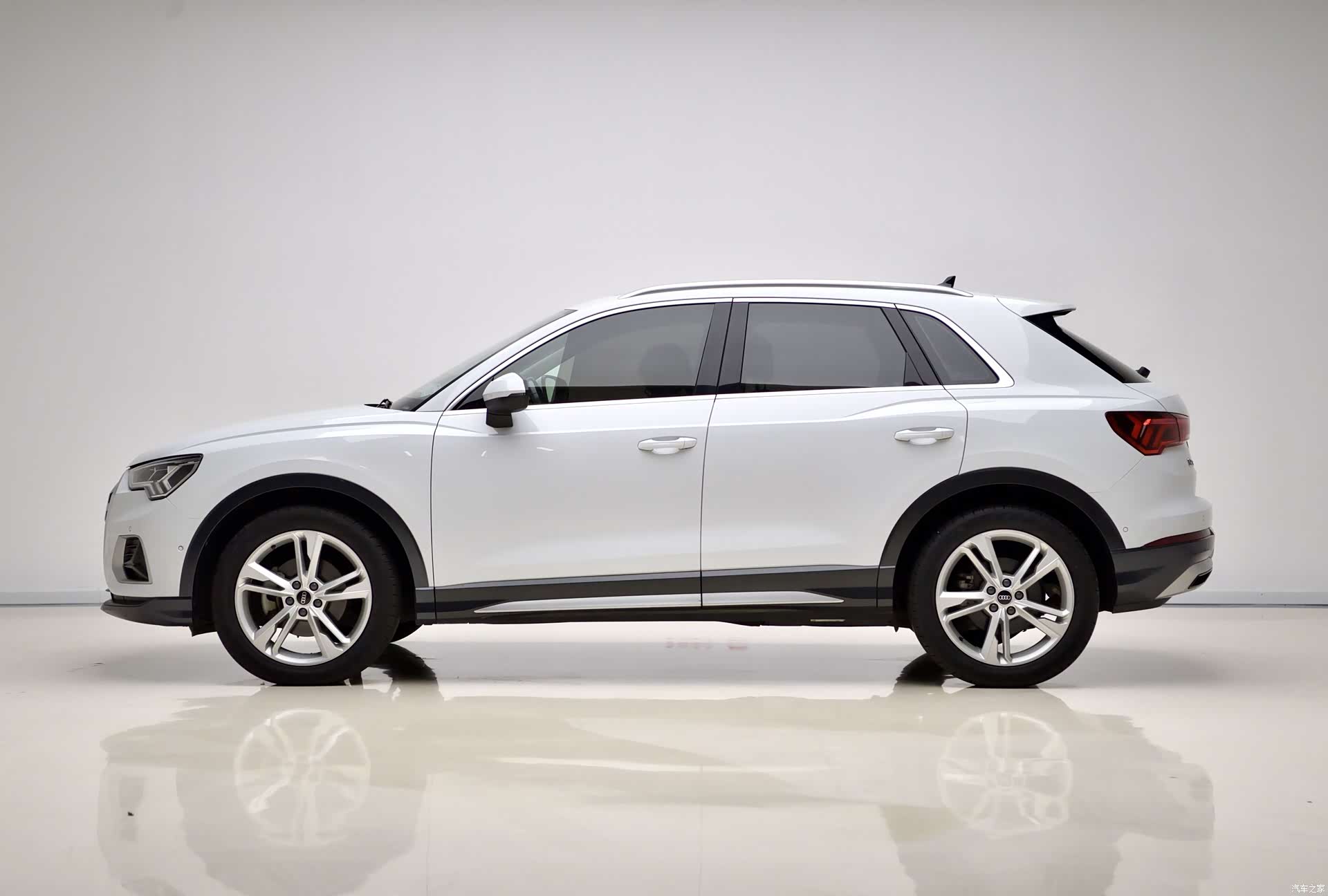 Audi Q3, 2021 все фото