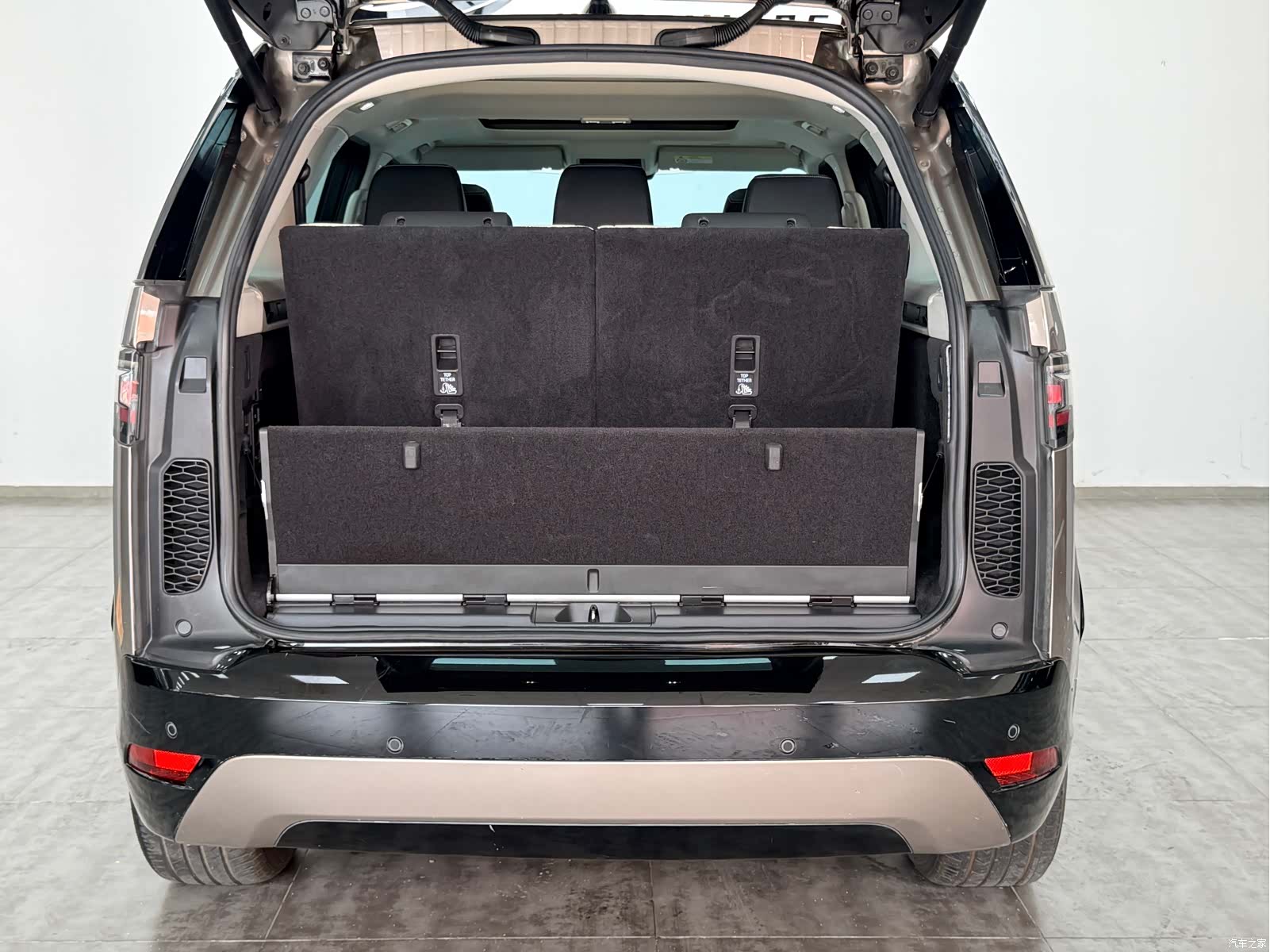 Land Rover Discovery, 2021 14