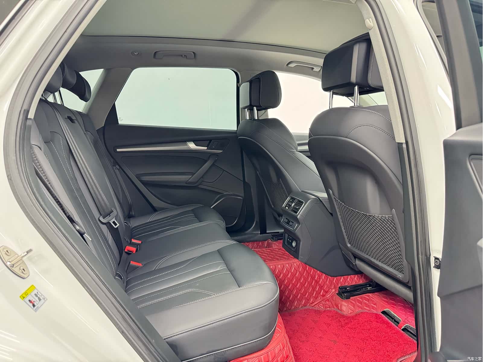 Audi Q5L, 2023 11