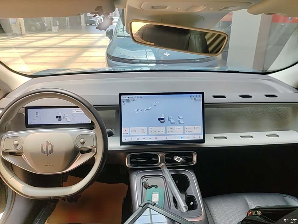 Leapmotor B01, 2025 10