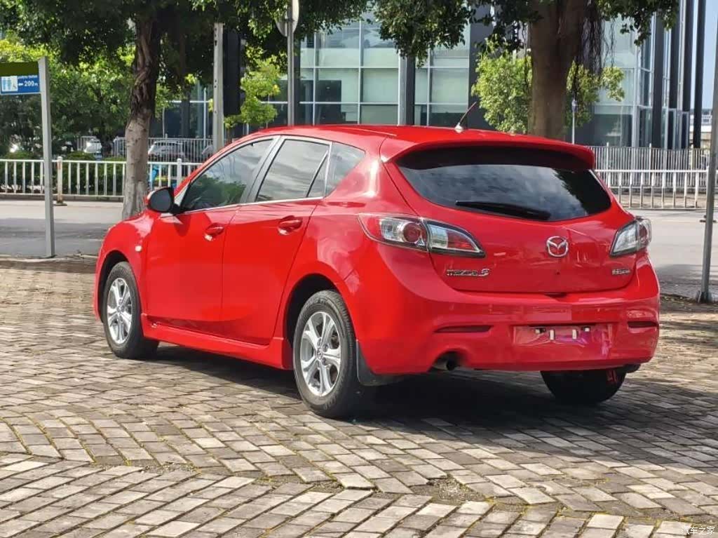 Mazda 3, 2013 9