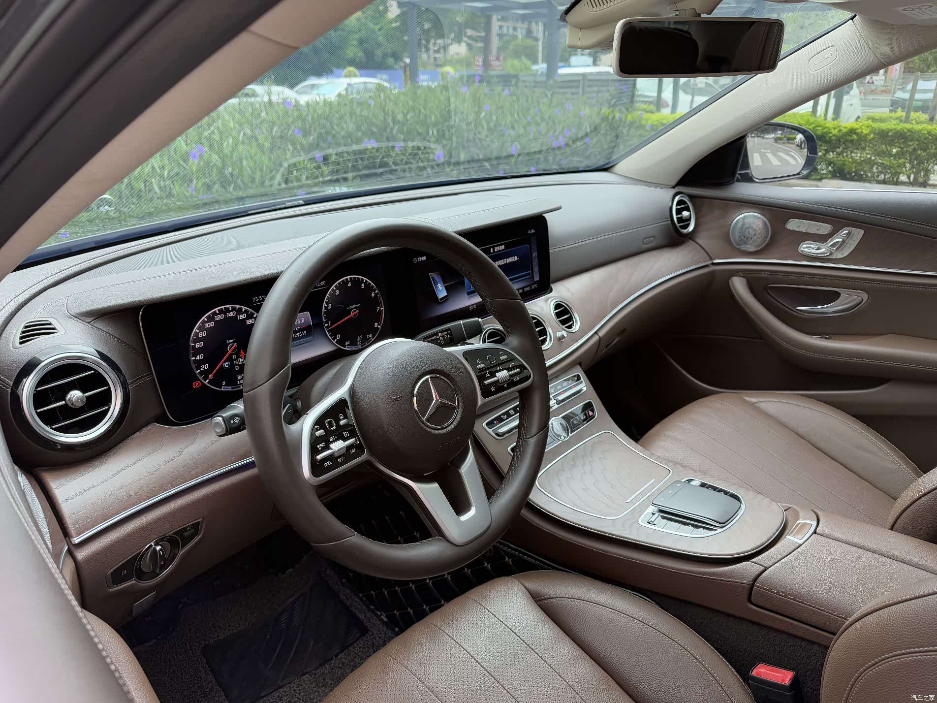 Mercedes-Benz E-Class, 2019 8
