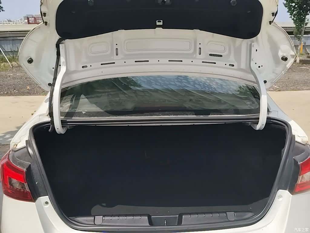 Chery 5, 2017 19