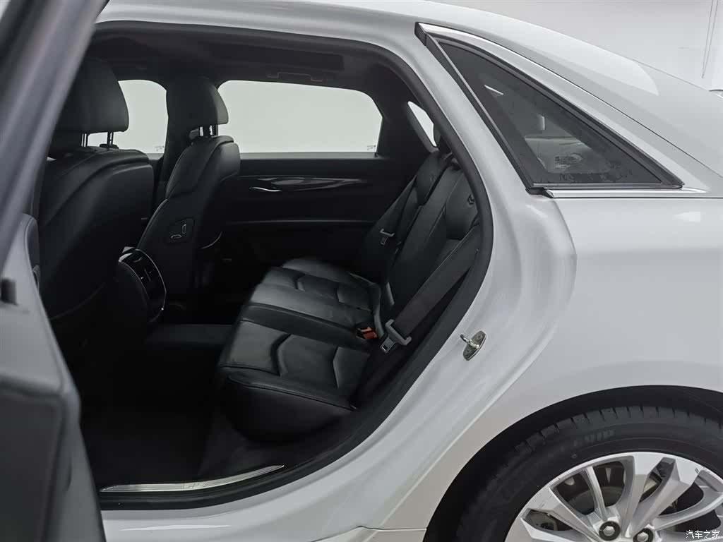 Cadillac CT6, 2018 15