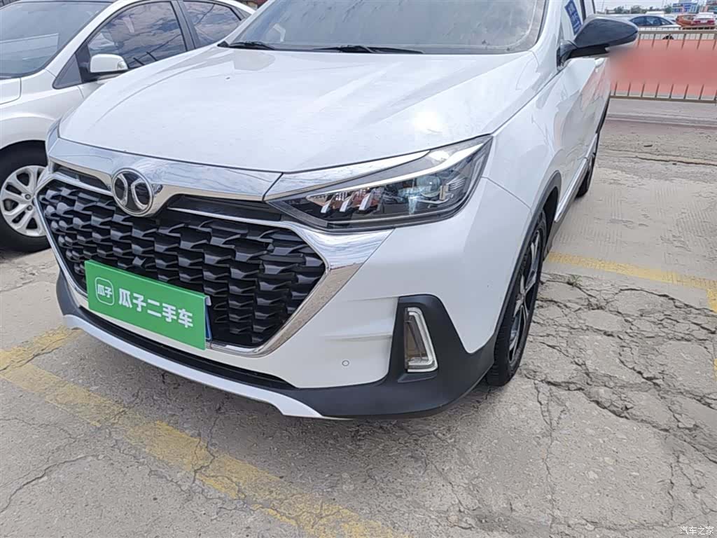 BAIC V, 2019 24