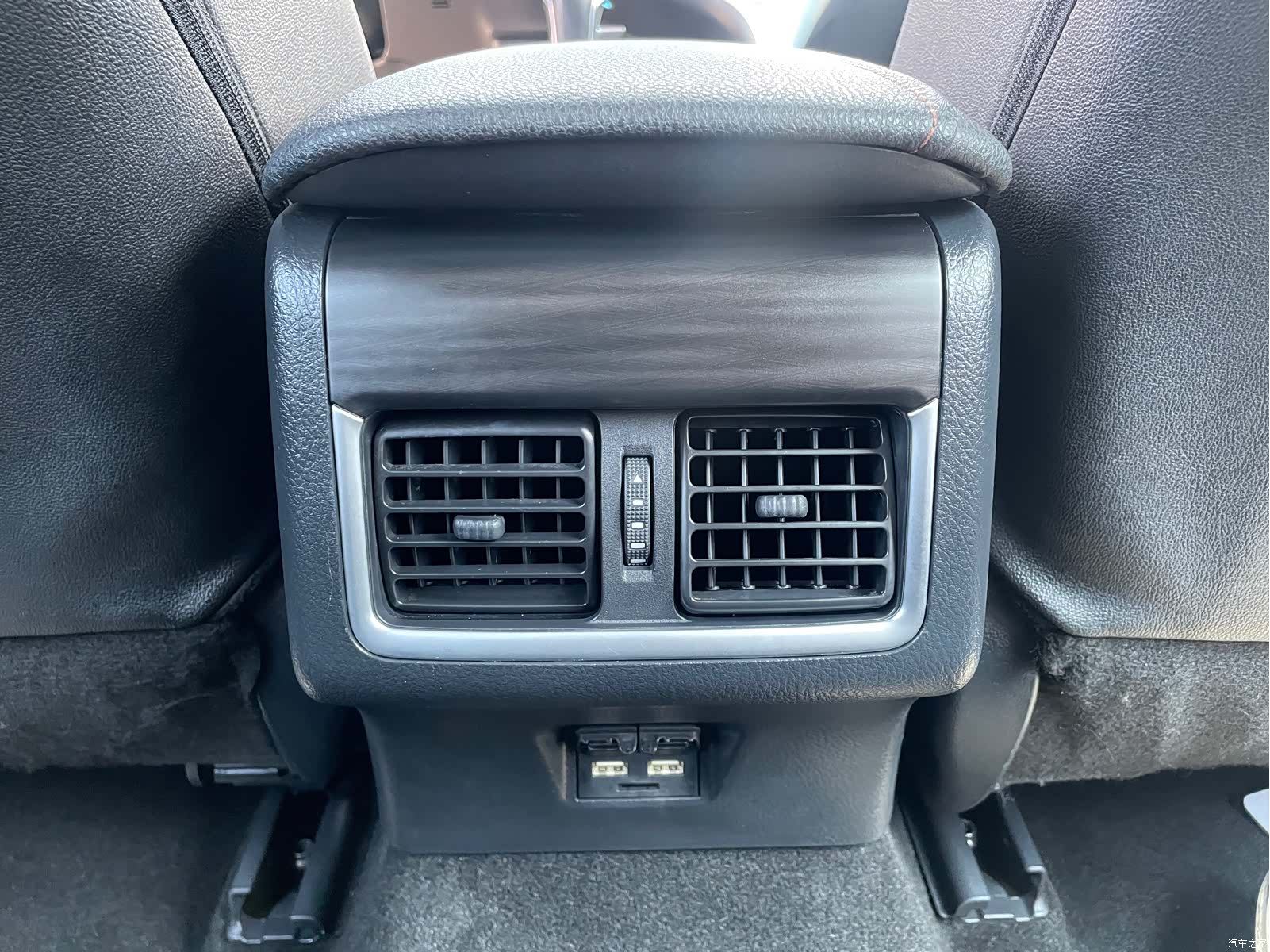 Toyota Camry, 2023 20