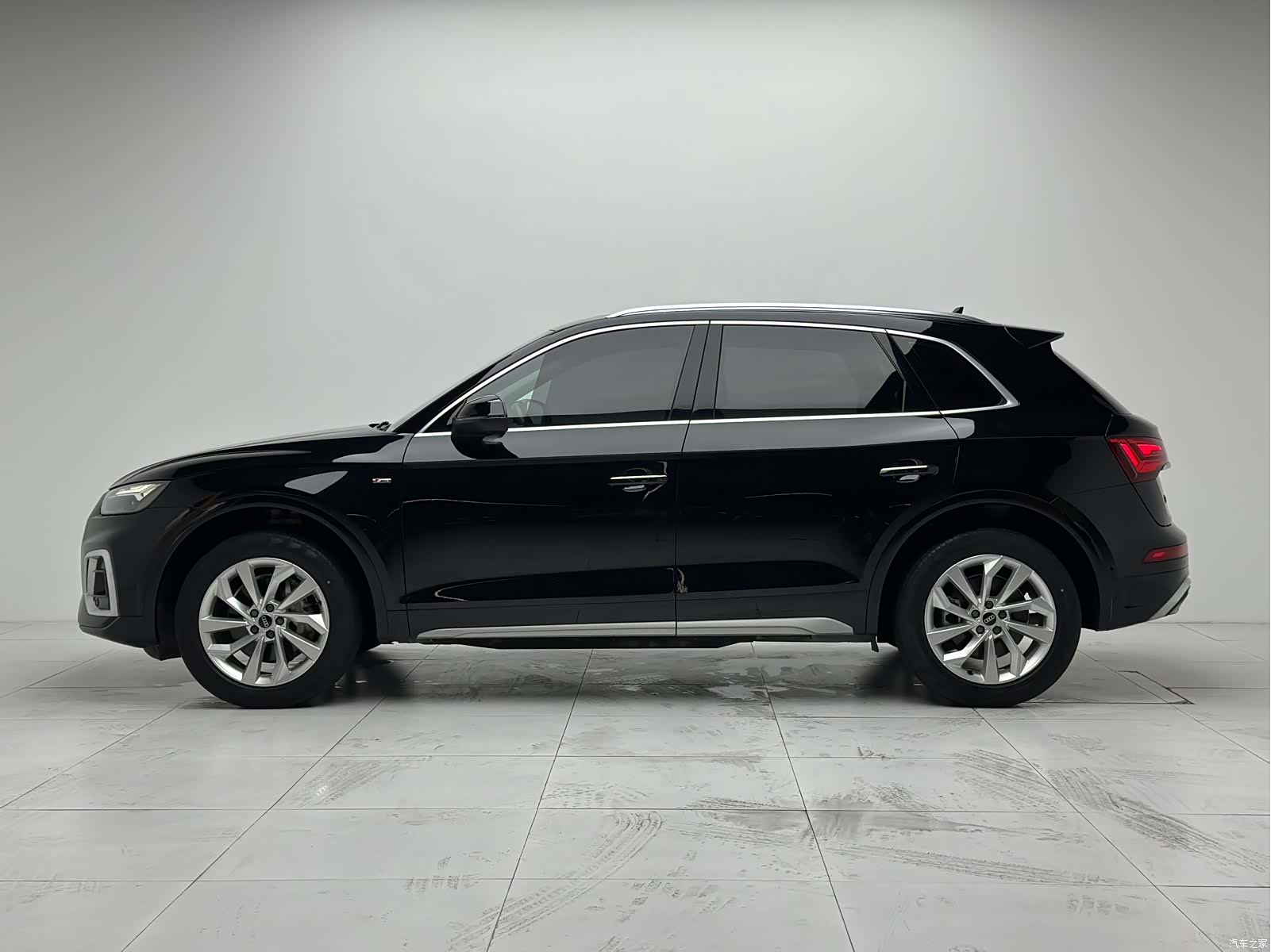 Audi Q5L, 2022 23