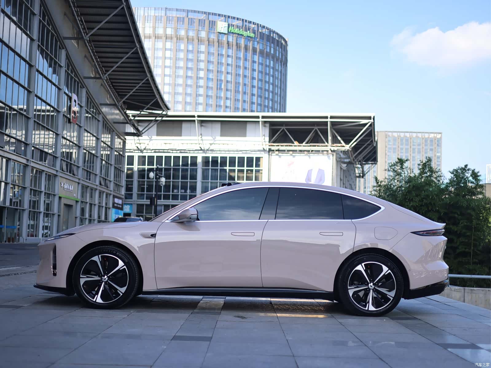 NIO ET5, 2026 6