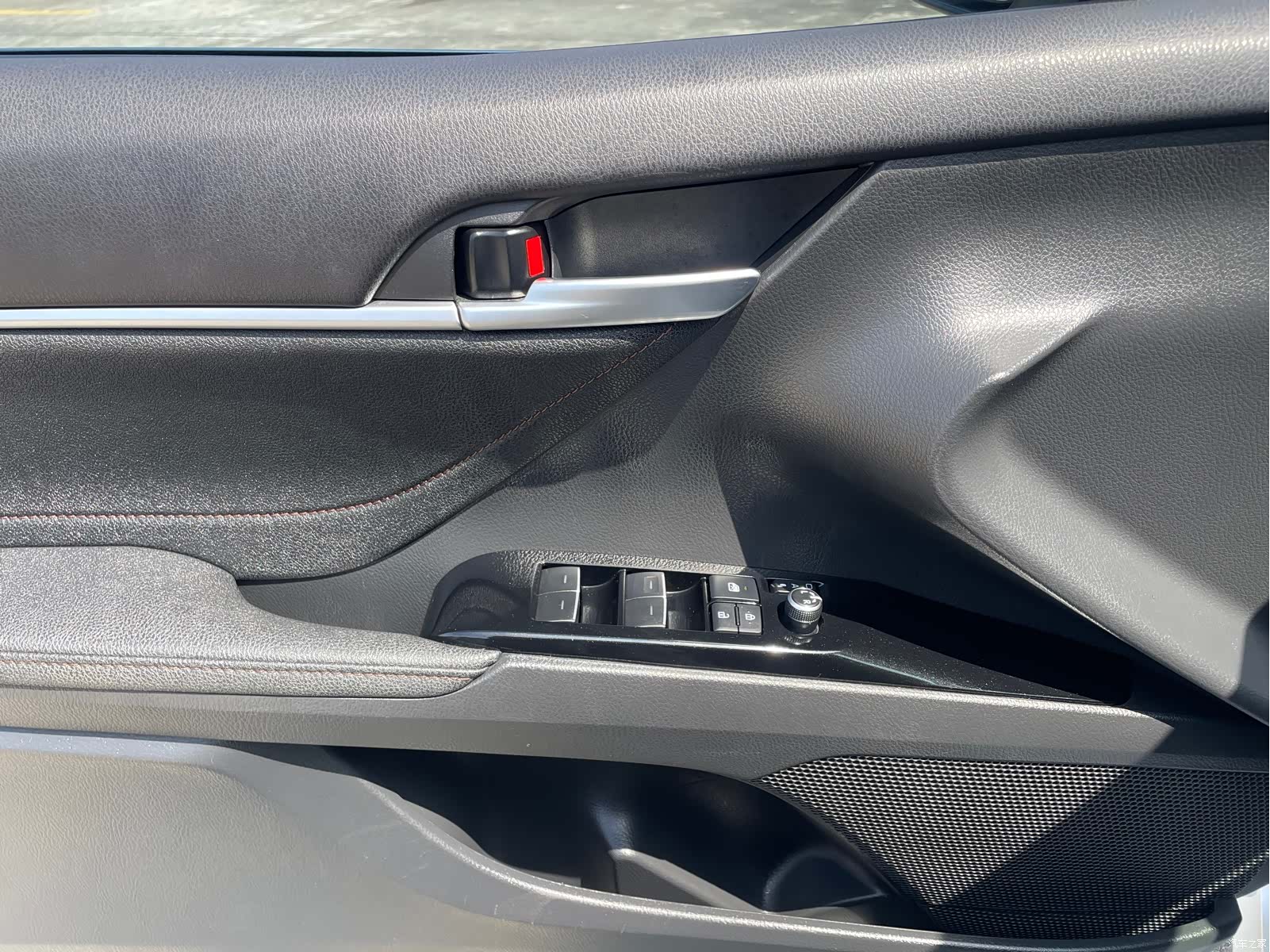 Toyota Camry, 2023 23