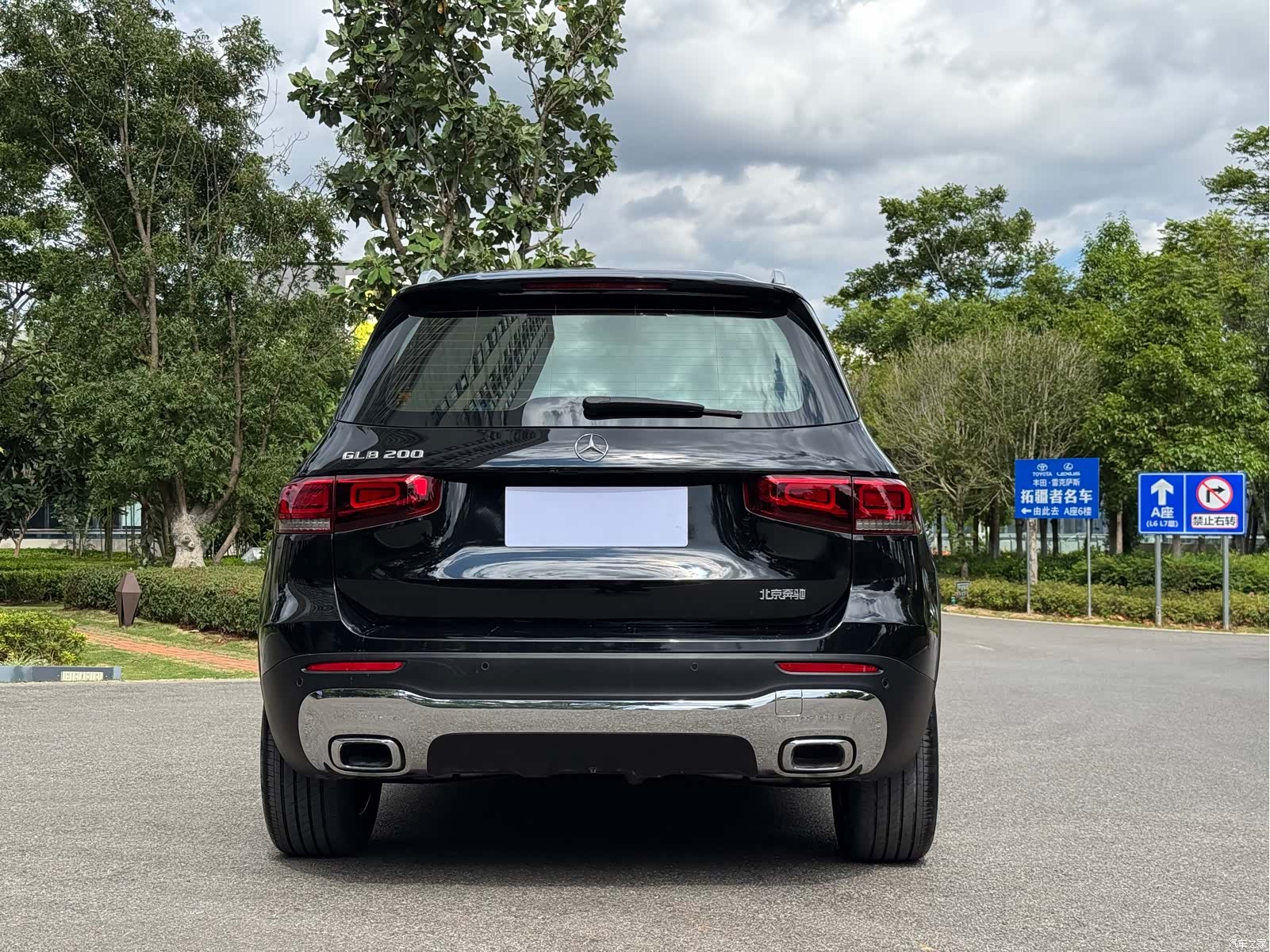 Mercedes-Benz GLB, 2022 все фото