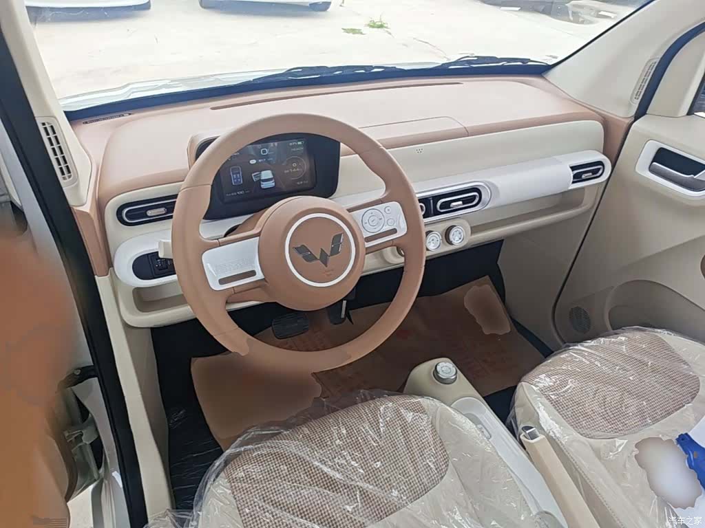 Wuling MINIEV, 2026 10
