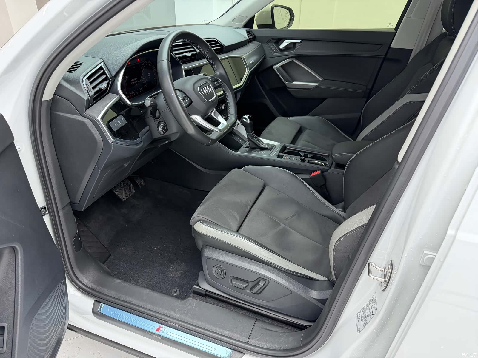 Audi Q3, 2022 13