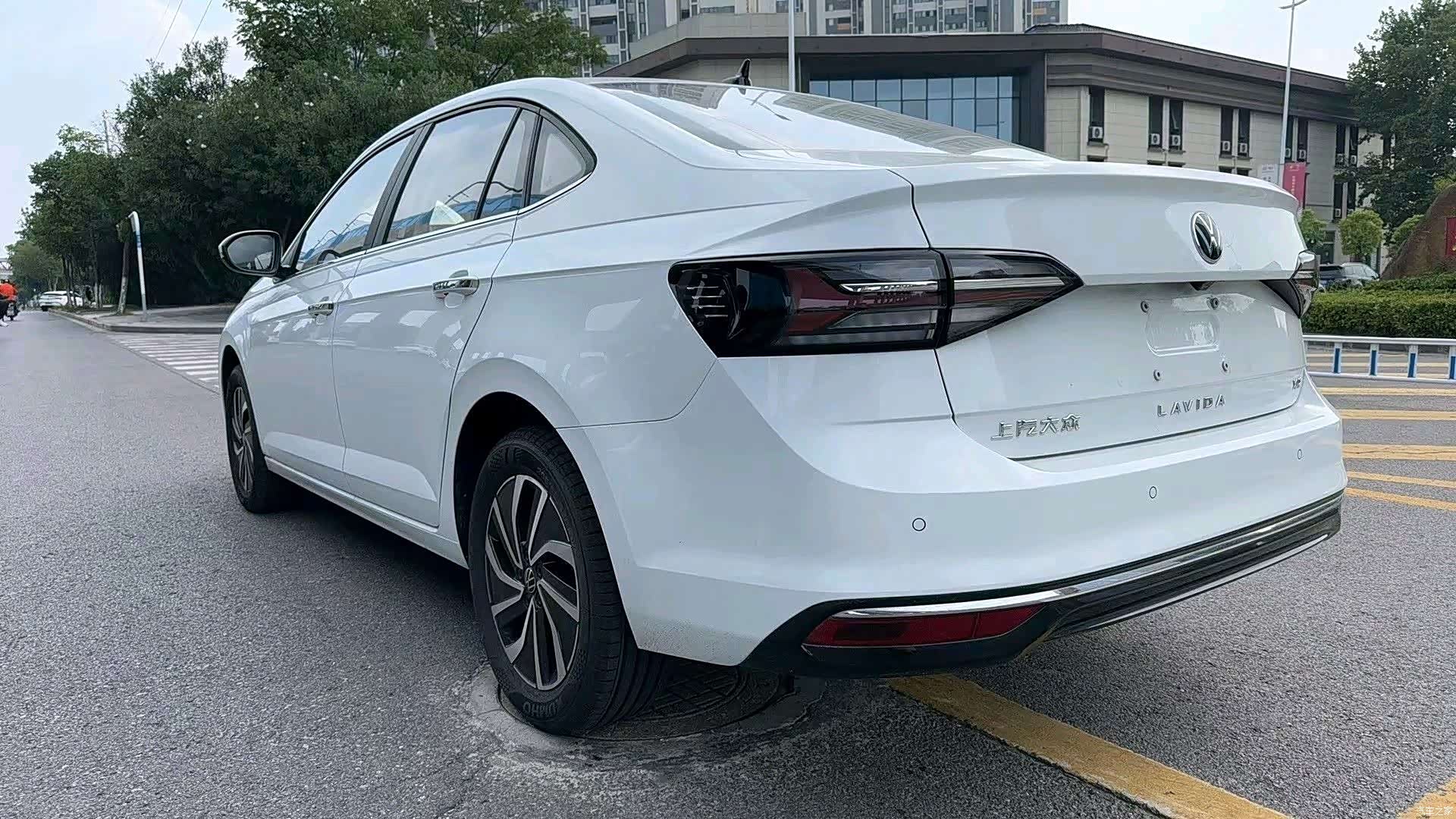 Volkswagen Lavida, 2023 8