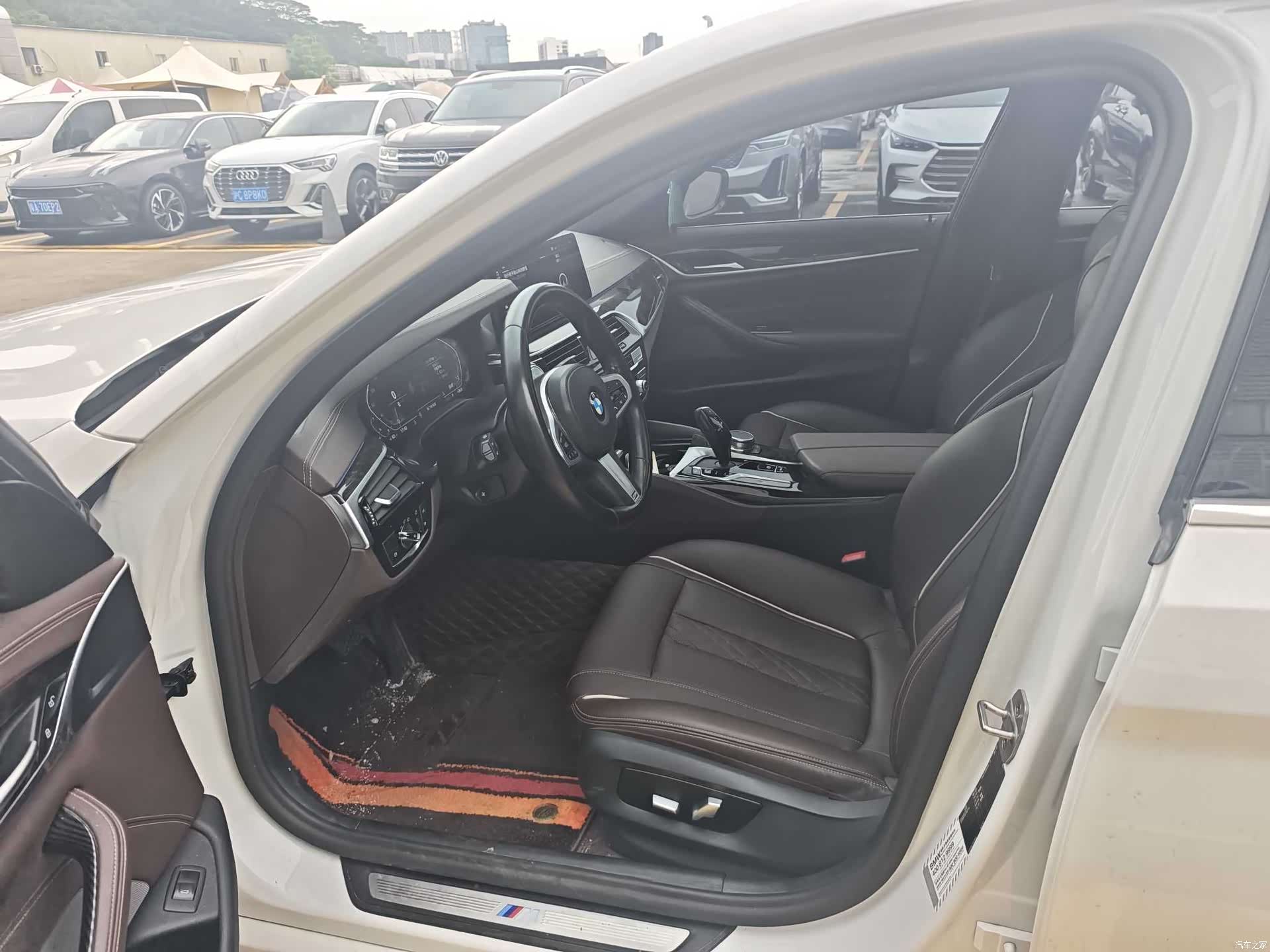 BMW 5 Series, 2020 все фото