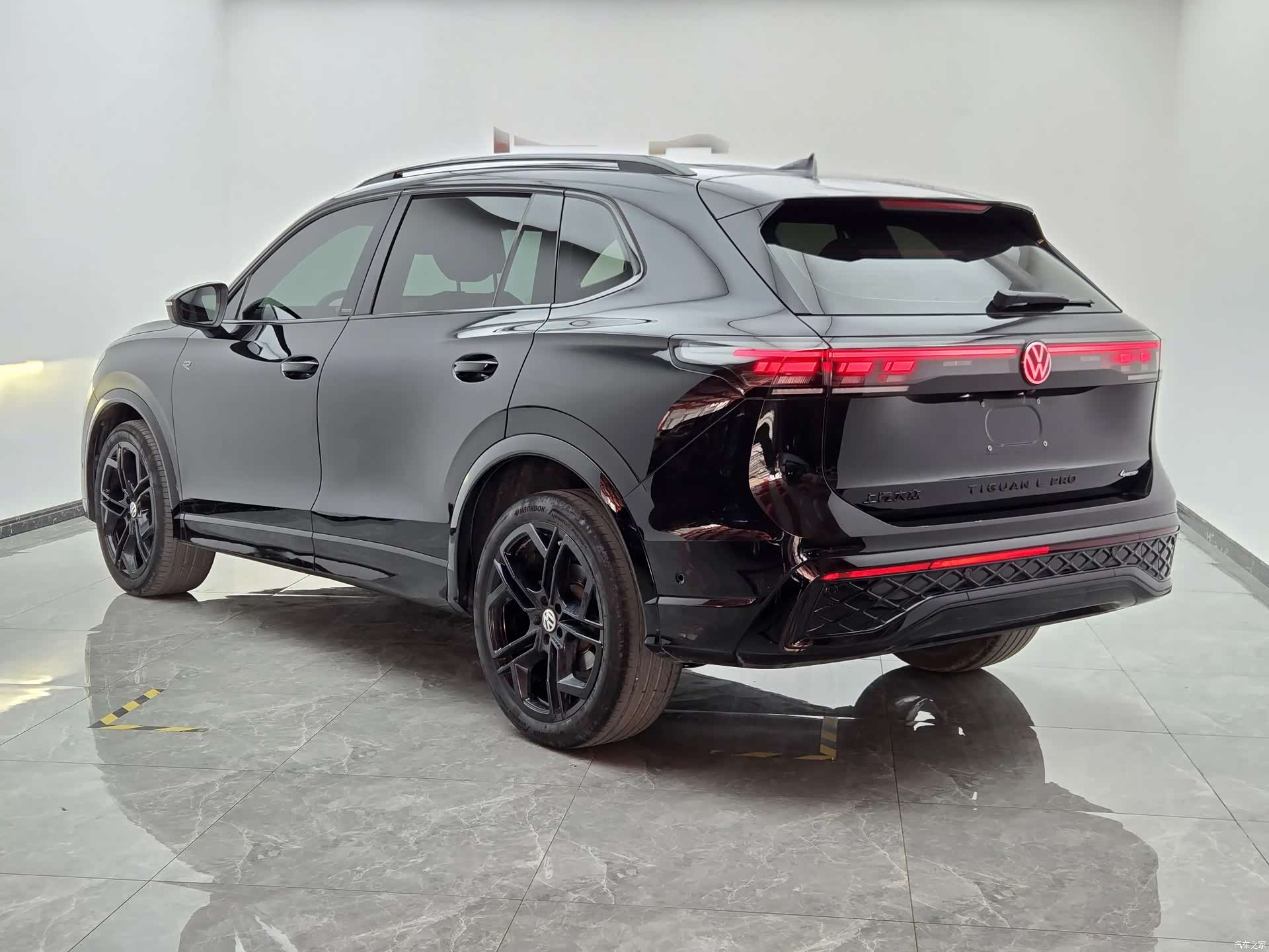 Volkswagen Tiguan L, 2024 4