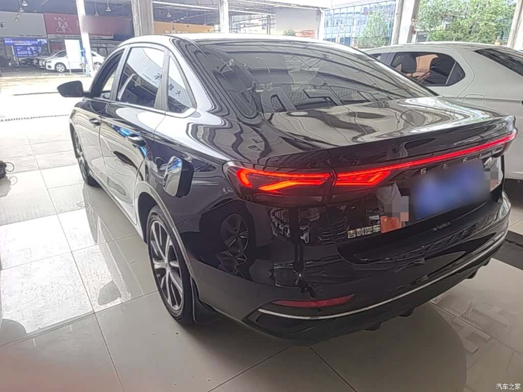 Geely Emgrand, 2023 23