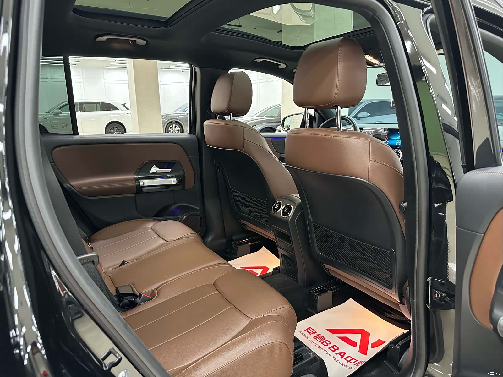 Mercedes-Benz GLB, 2022 10