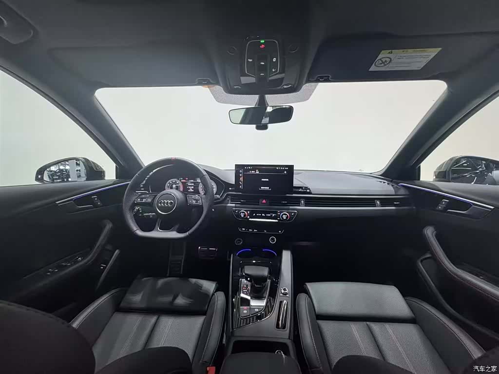 Audi A4L, 2026 11