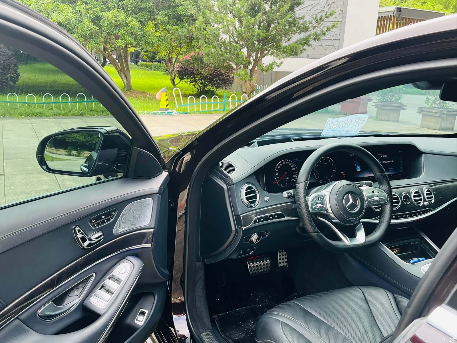 Mercedes-Benz S-Class, 2019 4