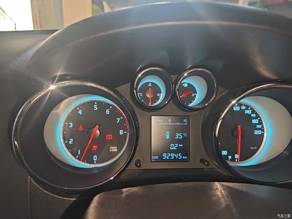 Changan CS35, 2015 12