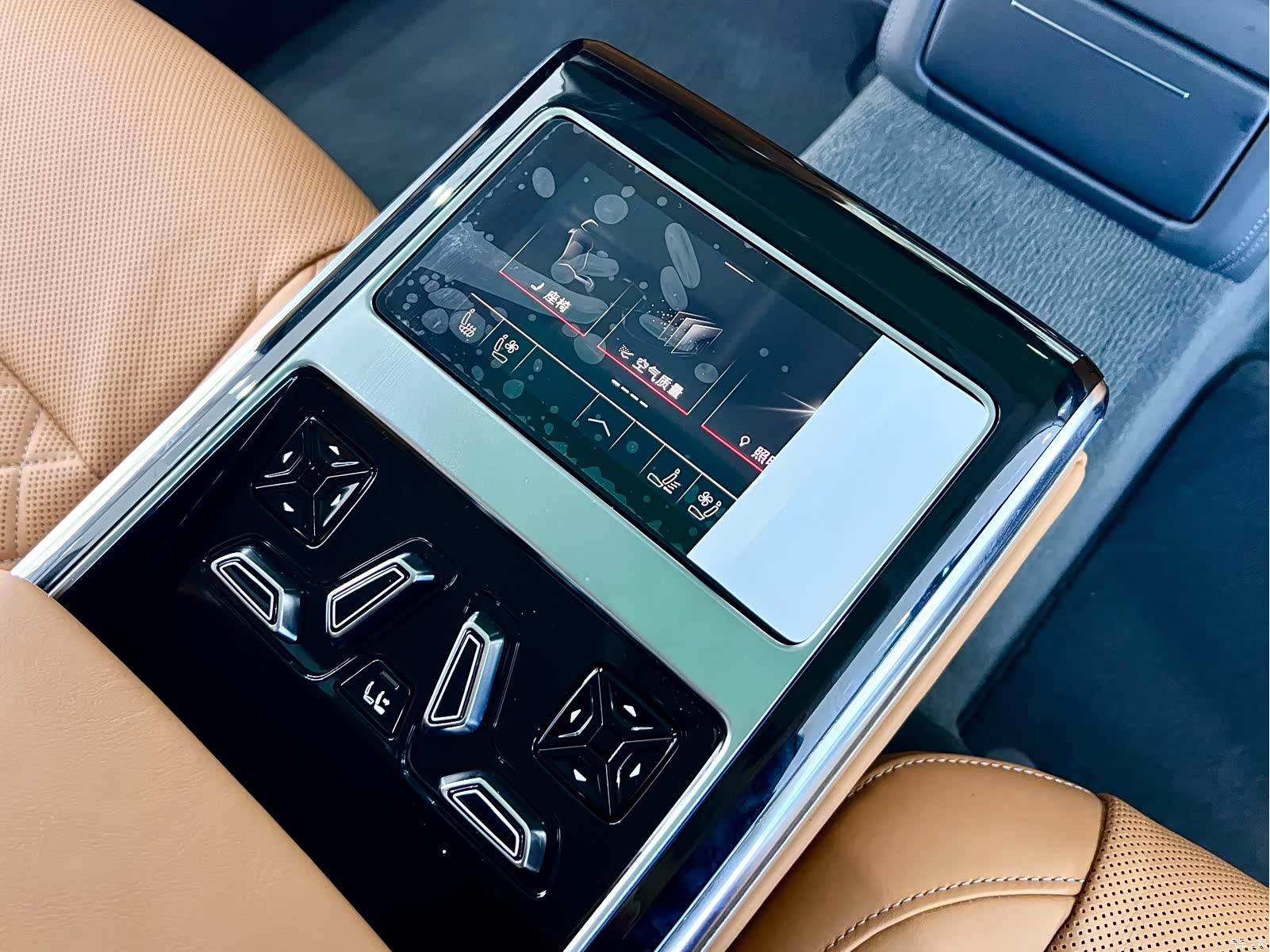 Audi A8L, 2025 20