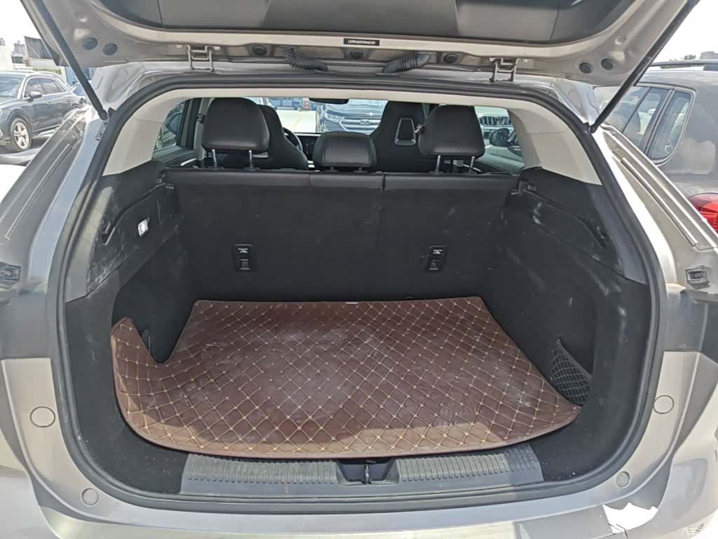 Roewe RX5, 2024 19