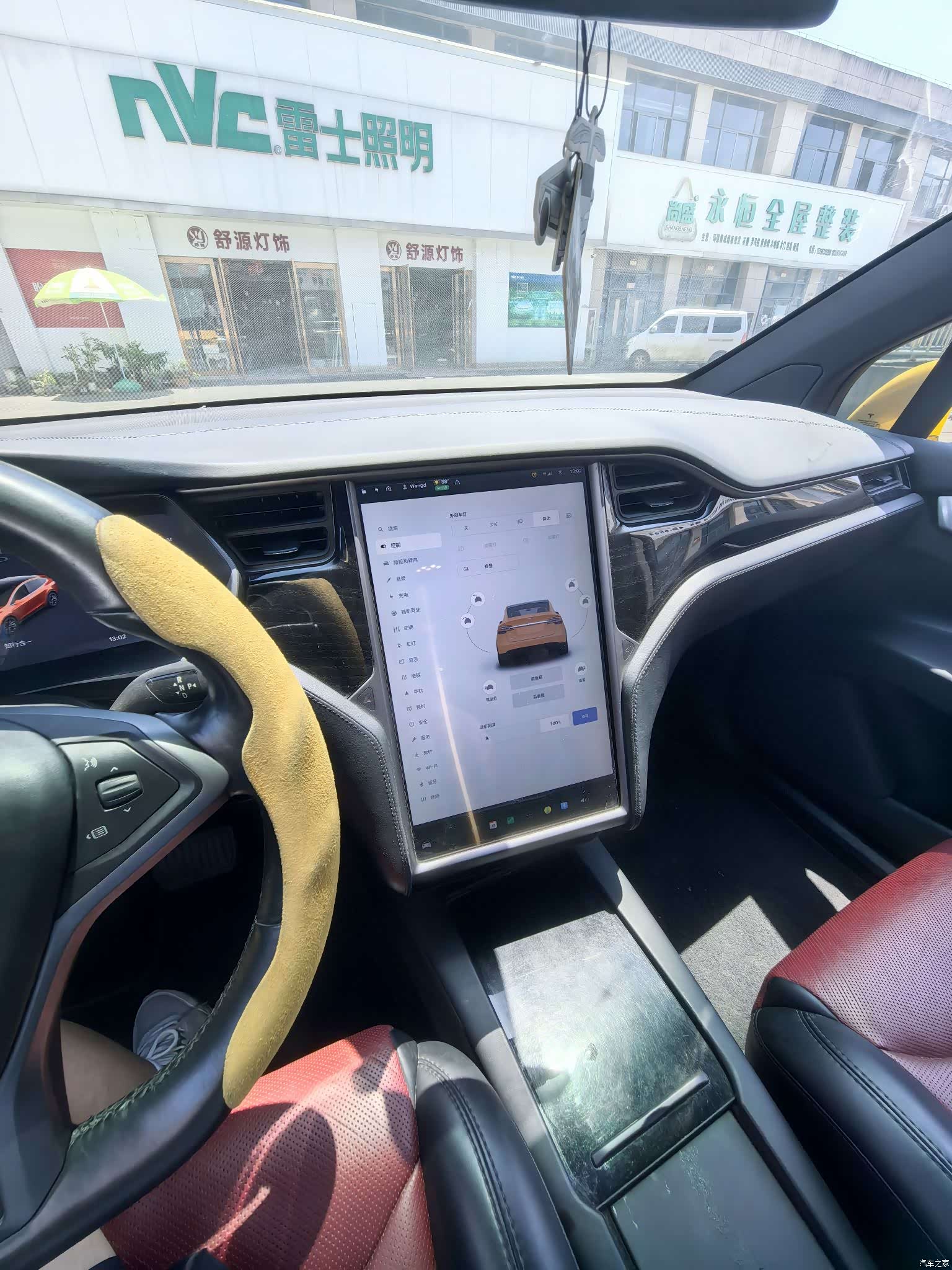 Tesla Model X, 2019 11